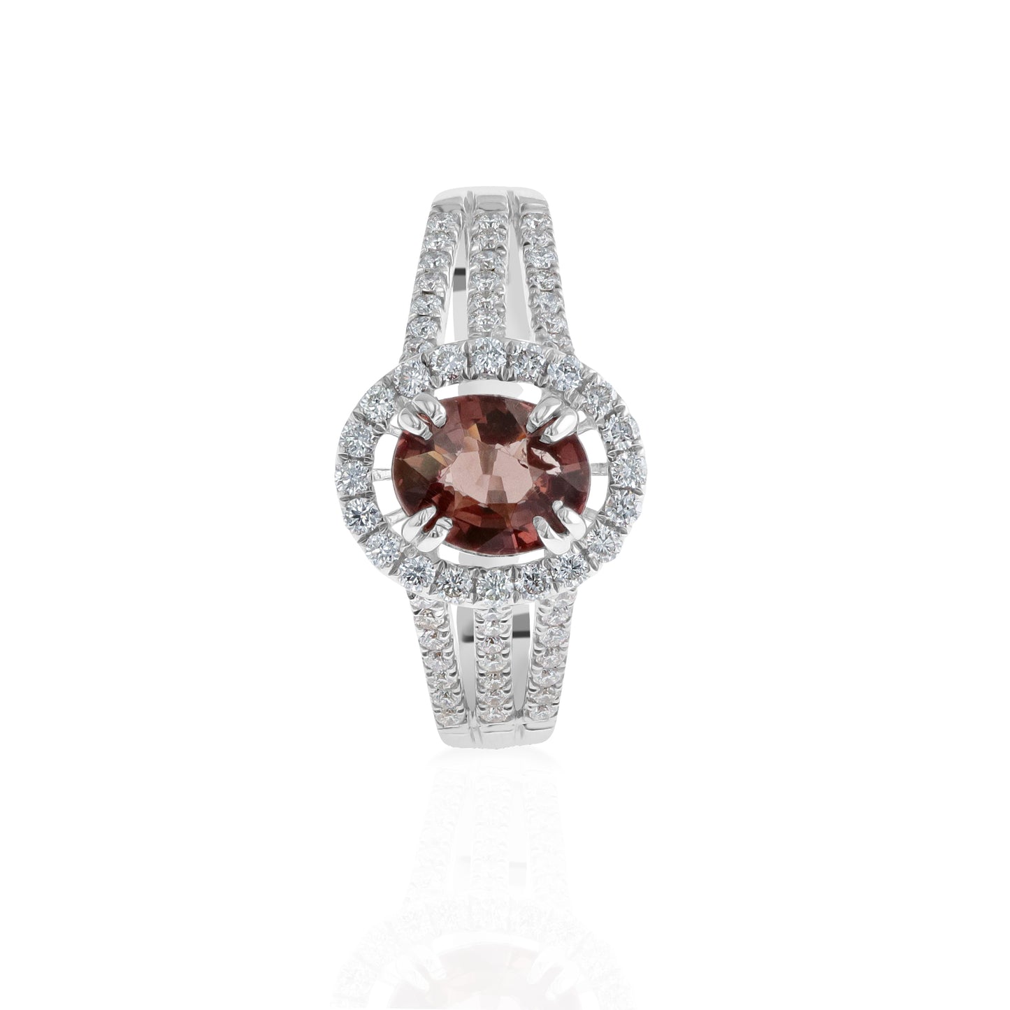 Natural 1.54 Carats Color Change Garnet And Diamond Ring