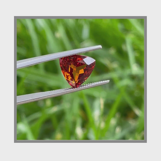 Load and play video in Gallery viewer, Natural Spessartite Garnet 4.43 Carats
