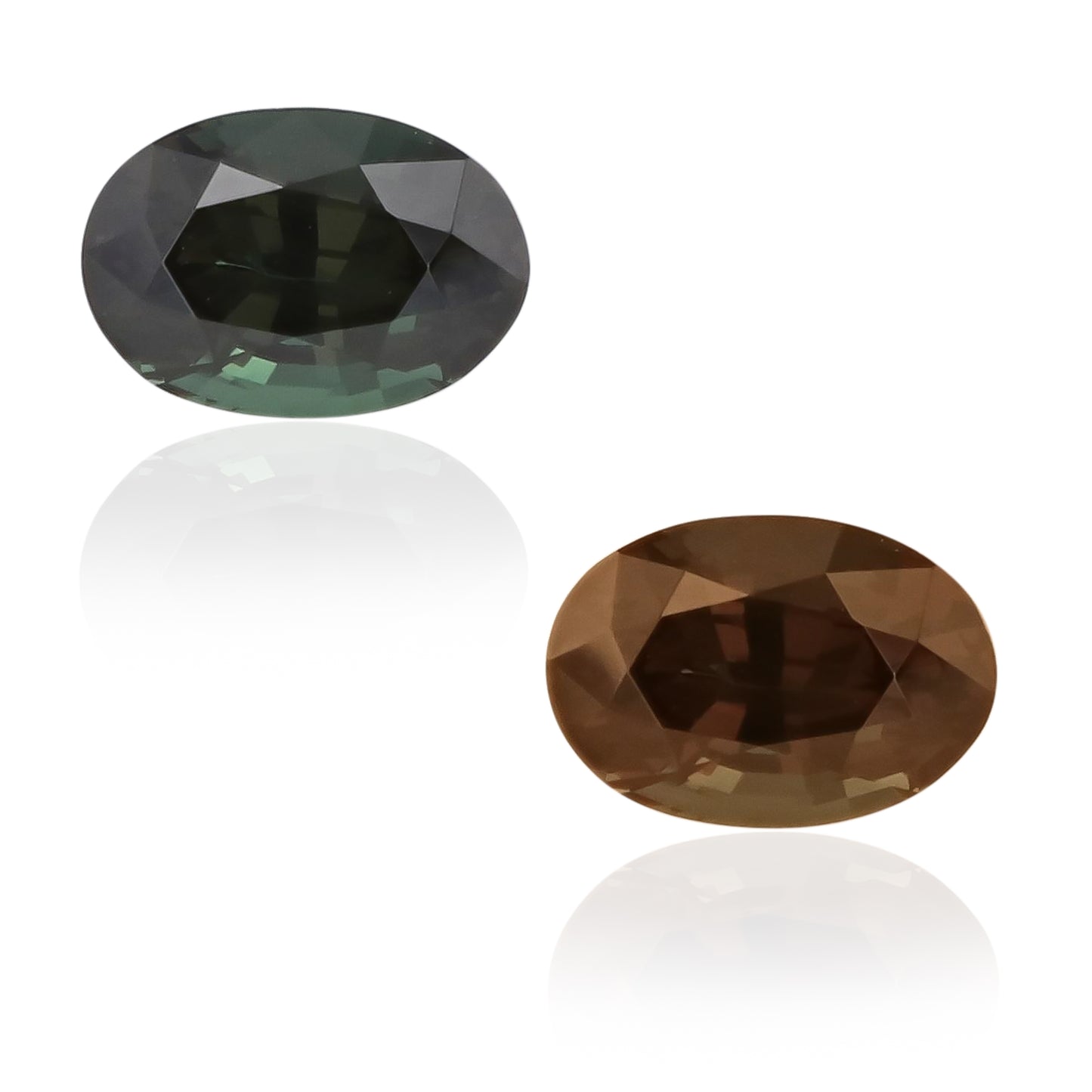 Load image into Gallery viewer, Natural Color Change Garnet 2.06 Carats
