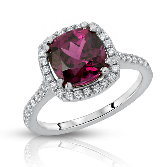 Load image into Gallery viewer, Natural Purple Garnet 3.07 carats set in 18K White Gold Ring with Diamonds
