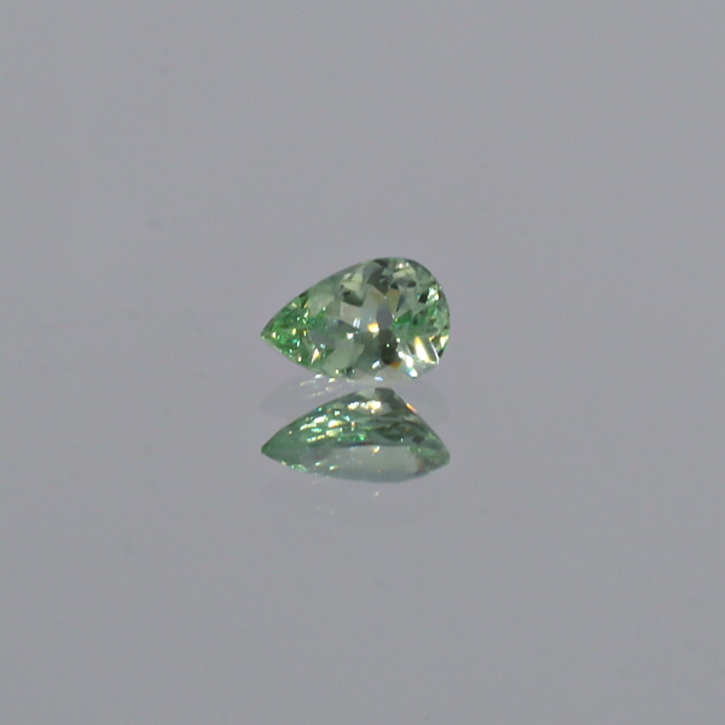 Load image into Gallery viewer, Natural Grossular Garnet 1.51 Carats
