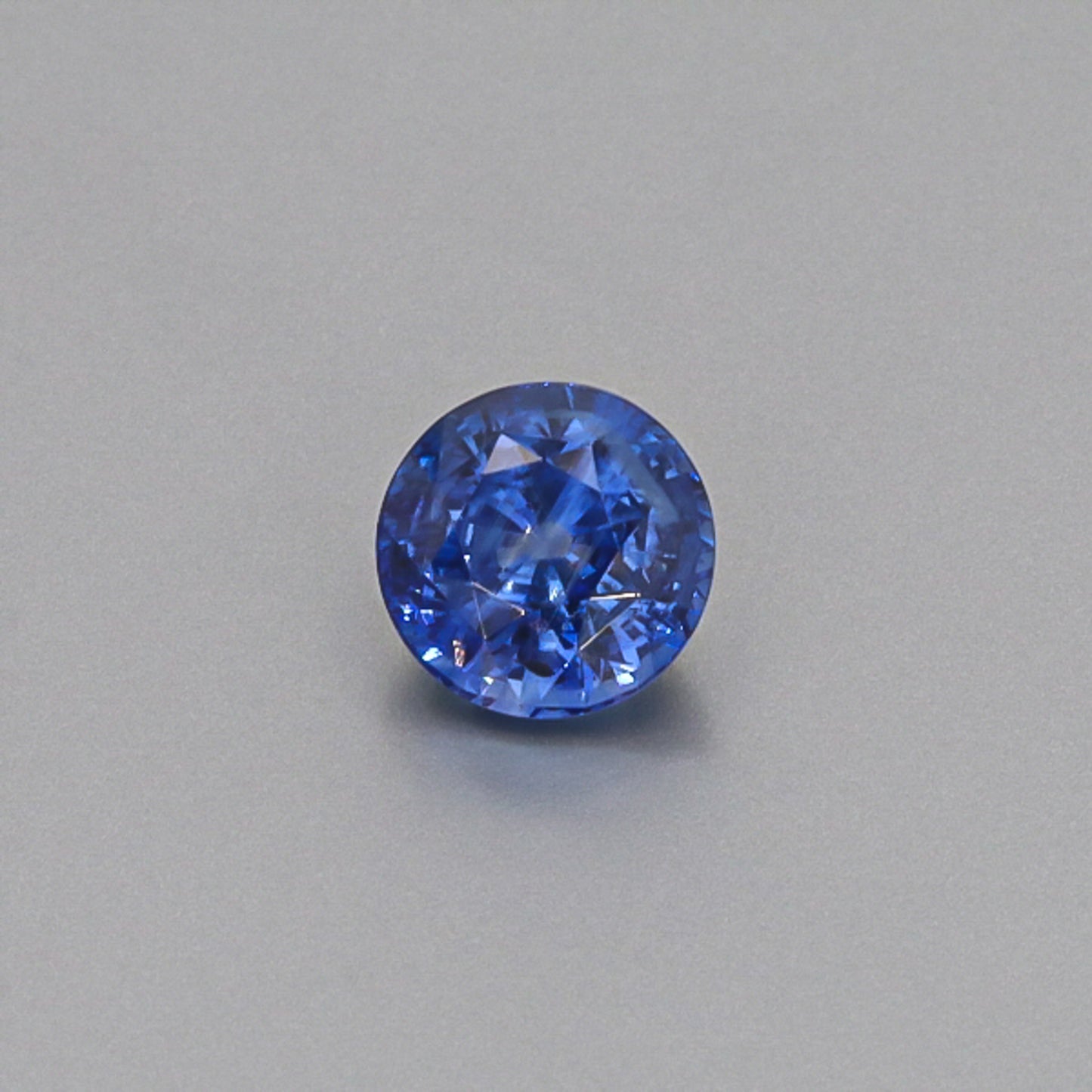 Natural Heated Blue Sapphire Round Shape 5.04 Carats With GIA Report