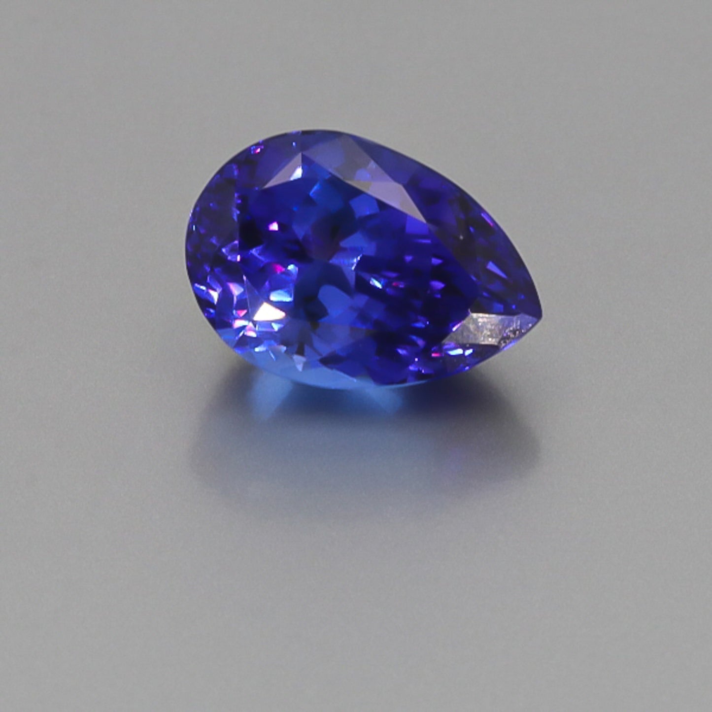 Natural Tanzanite 15.20 Carats