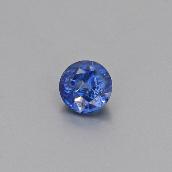 Natural Heated Blue Sapphire Round Shape 5.04 Carats With GIA Report