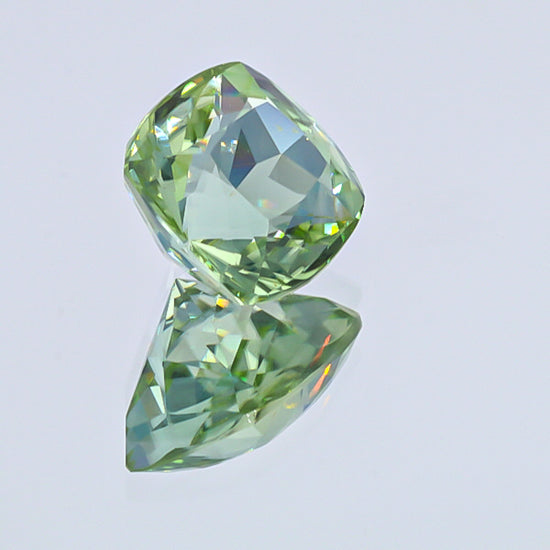 Load image into Gallery viewer, Natural Mint Tourmaline 24.60 Carats
