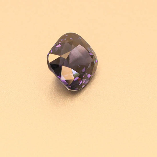 Natural RARE Color Change Spinel 5.64 Carats With GIA Report