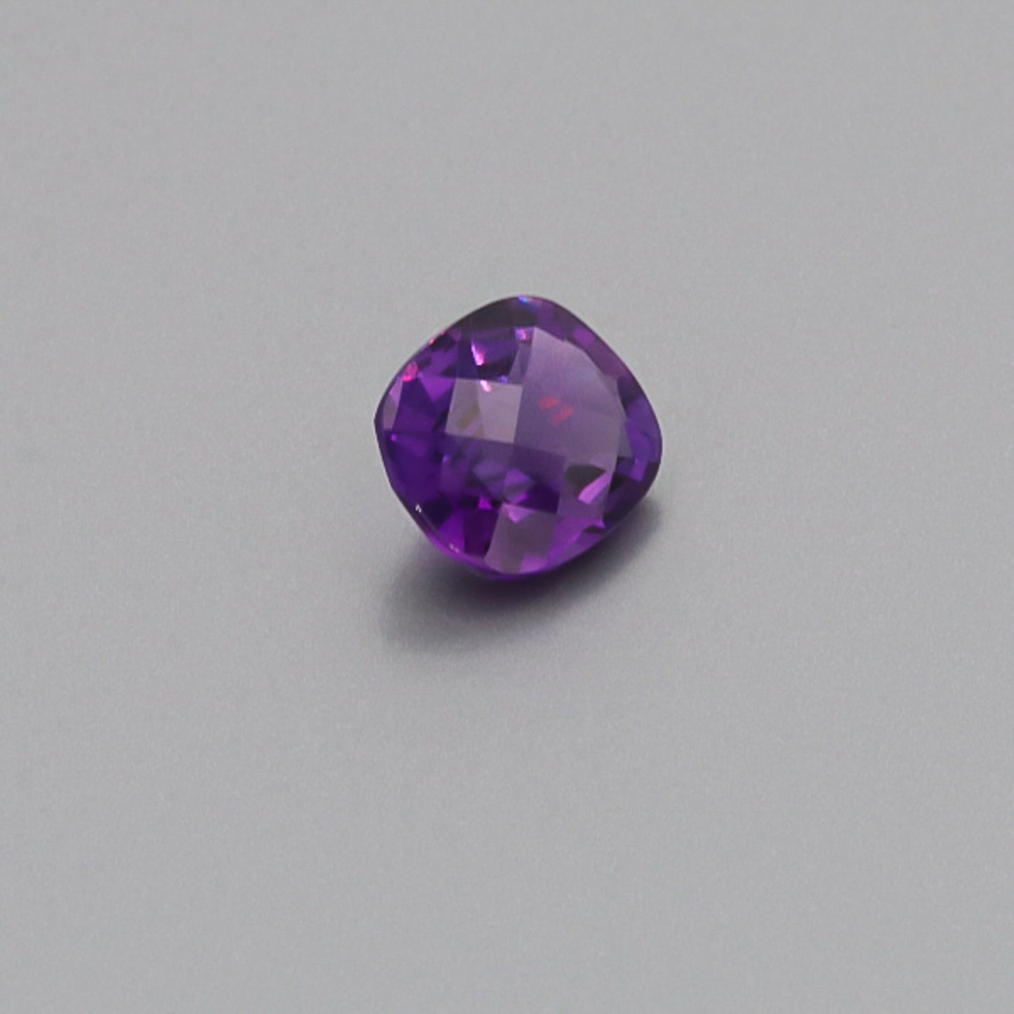 Load image into Gallery viewer, Natural Amethyst 2.41 Carats
