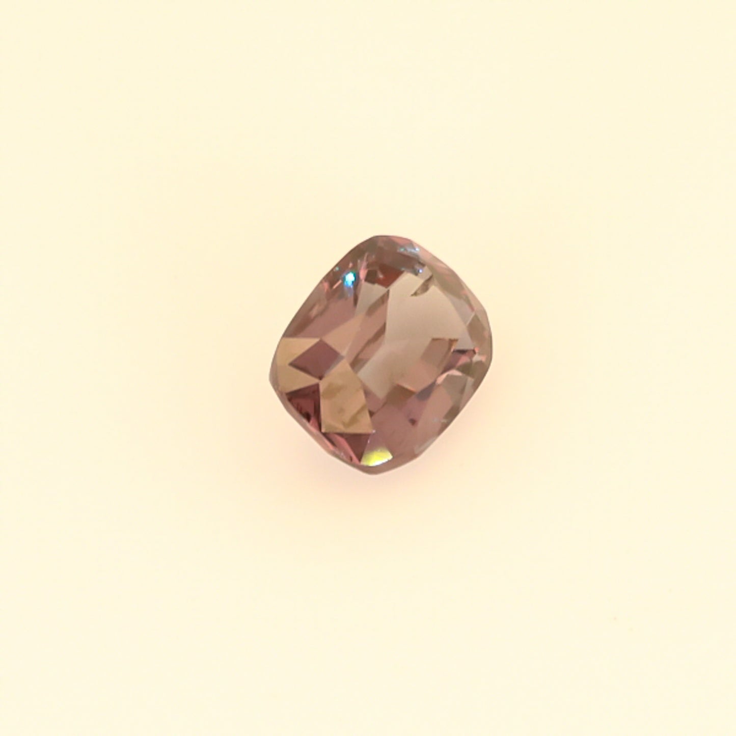 Natural Pyrope-Spessartine Garnet (Color Change)2.58 Carats With GIA Report