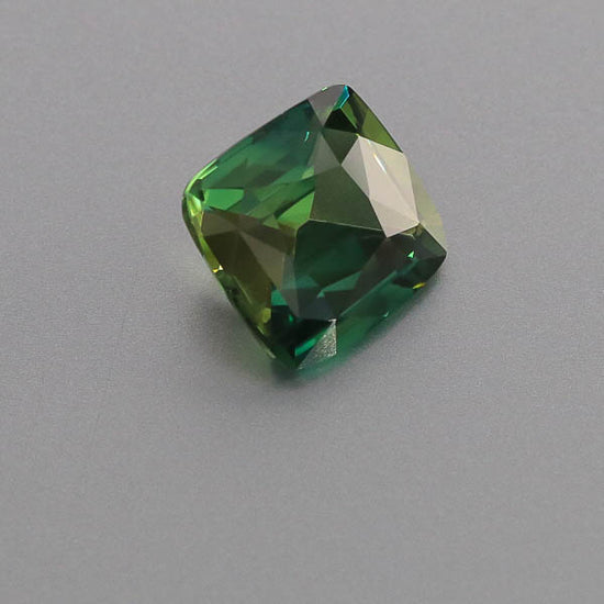 Natural Bi-Color Sapphire 7.93 Carats With GIA Report