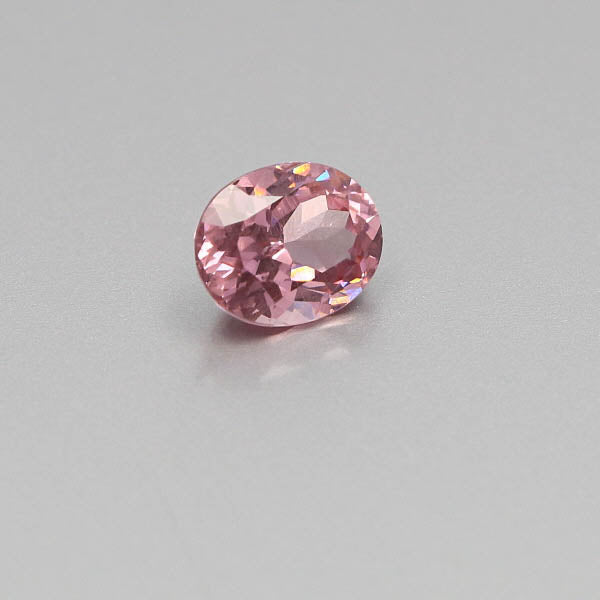 Load image into Gallery viewer, Natural Peach Garnet 3.56 Carats
