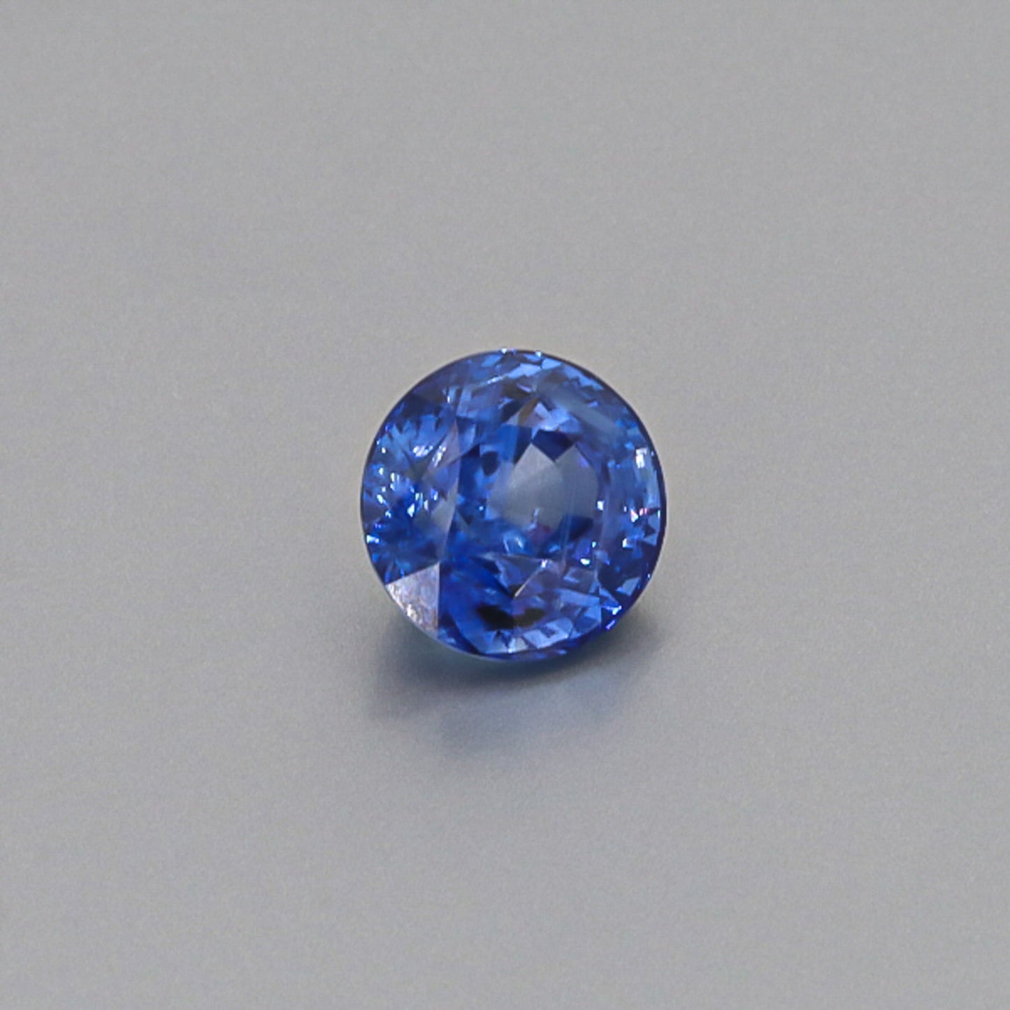 Natural Heated Blue Sapphire Round Shape 5.04 Carats With GIA Report