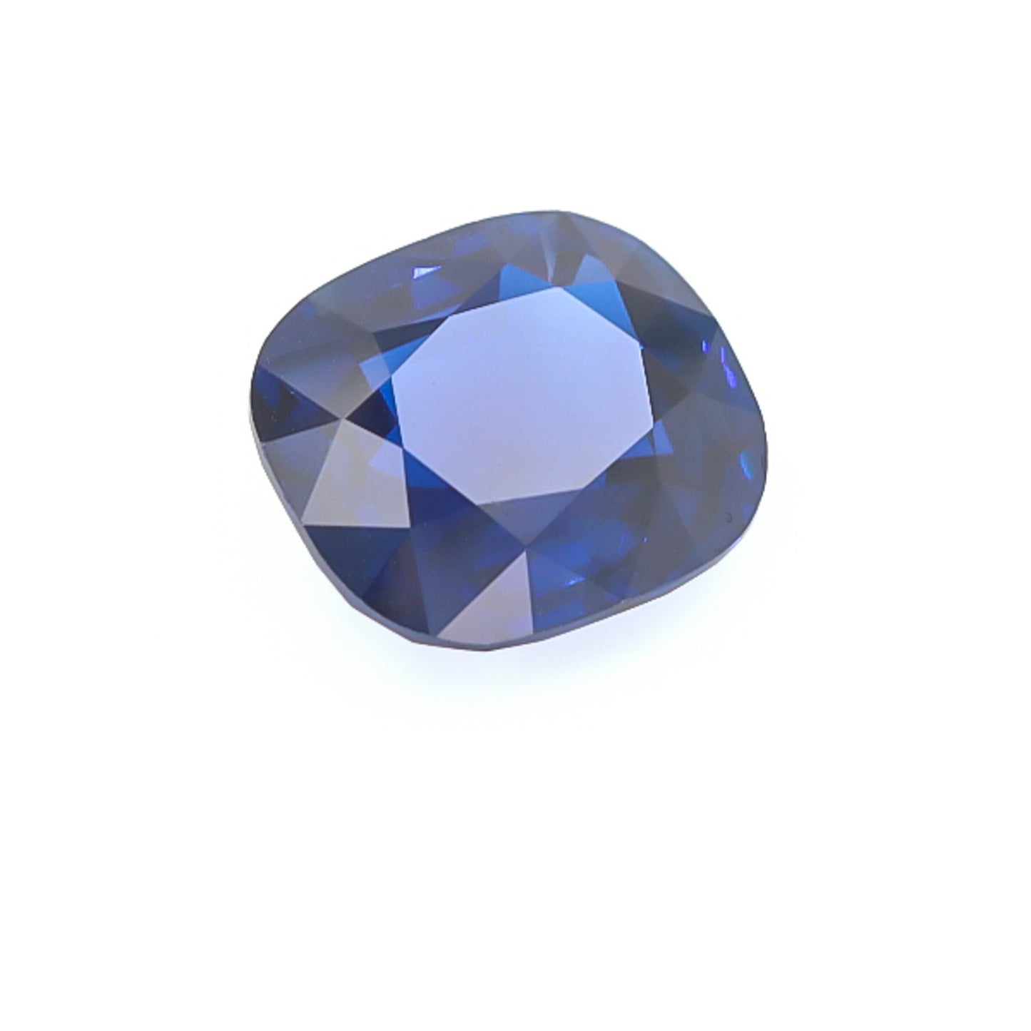 Natural Blue Sapphire 19.11 Carats with Gubelin Gem Lab Report