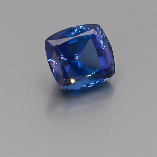 Natural Tanzanite 16.00 Carats