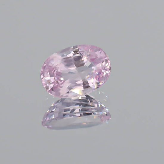 Natural Unheated Ceylon Pink Sapphire Oval Shape 5.58ct With GUBELIN Report