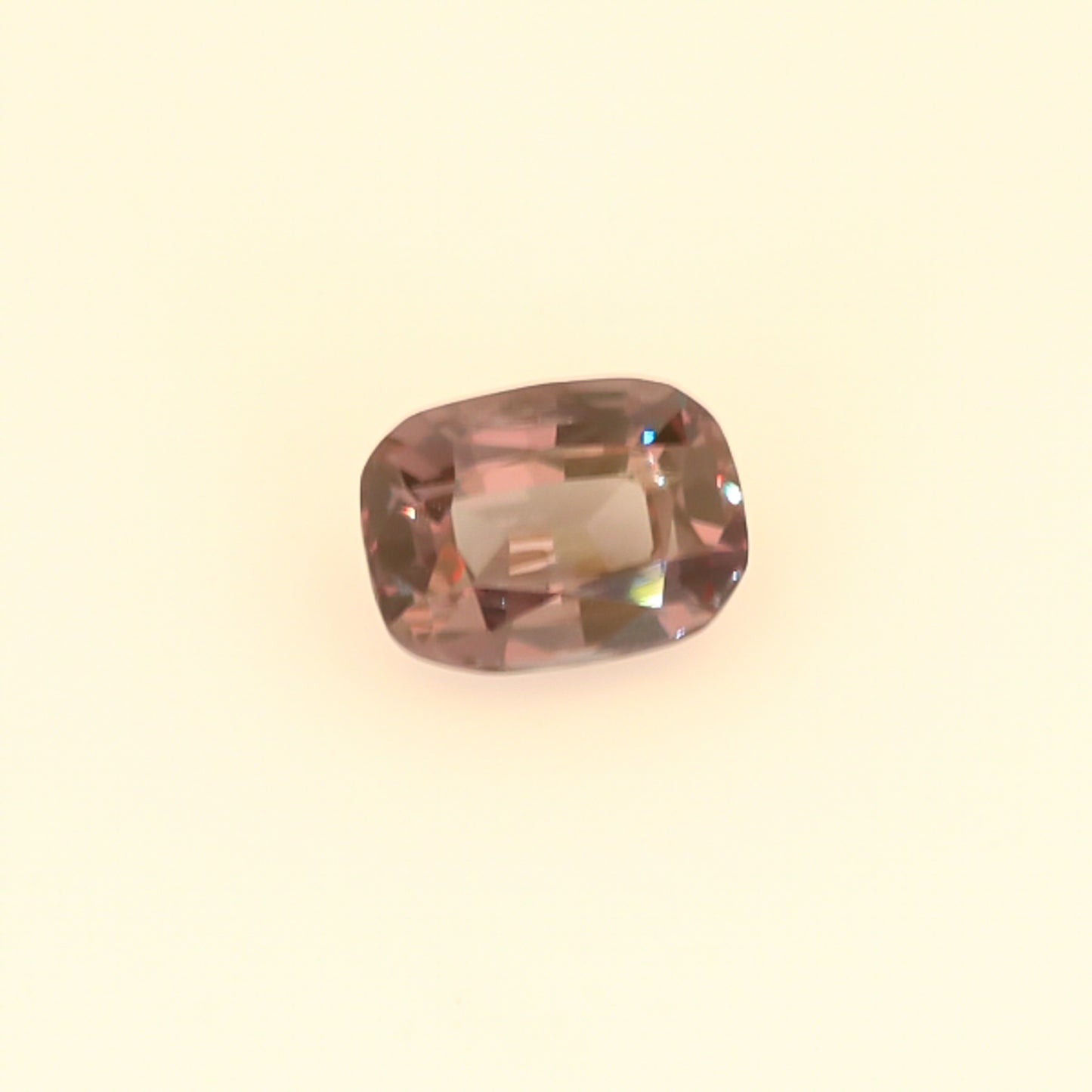 Natural Pyrope-Spessartine Garnet (Color Change)2.58 Carats With GIA Report