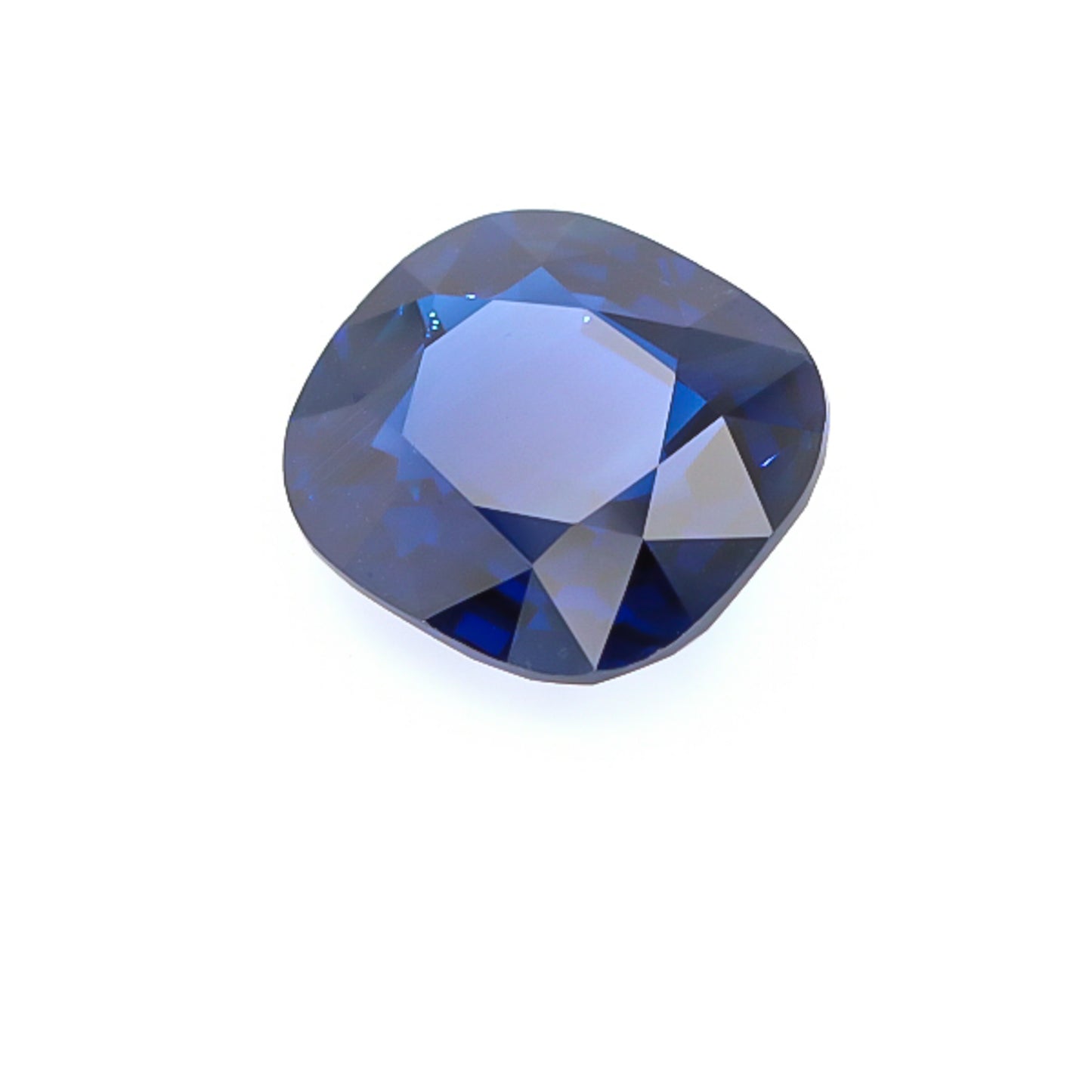 Natural Blue Sapphire 19.11 Carats with Gubelin Gem Lab Report