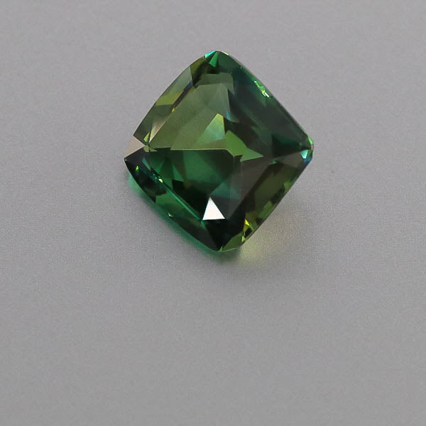 Natural Bi-Color Sapphire 7.93 Carats With GIA Report