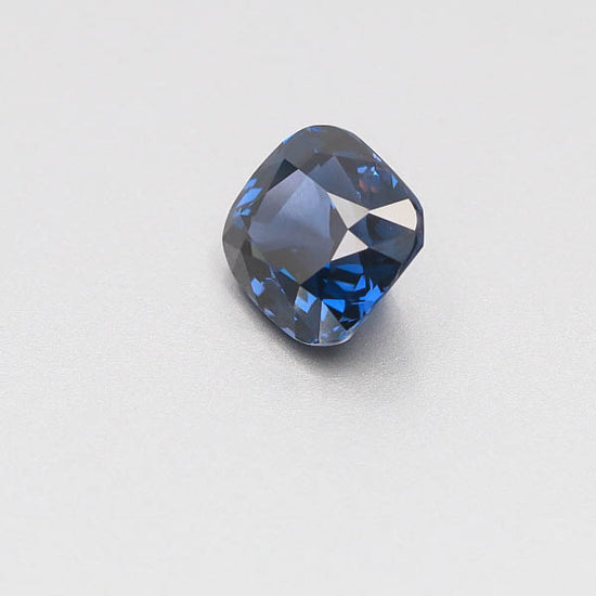 Natural RARE Color Change Spinel 5.64 Carats With GIA Report