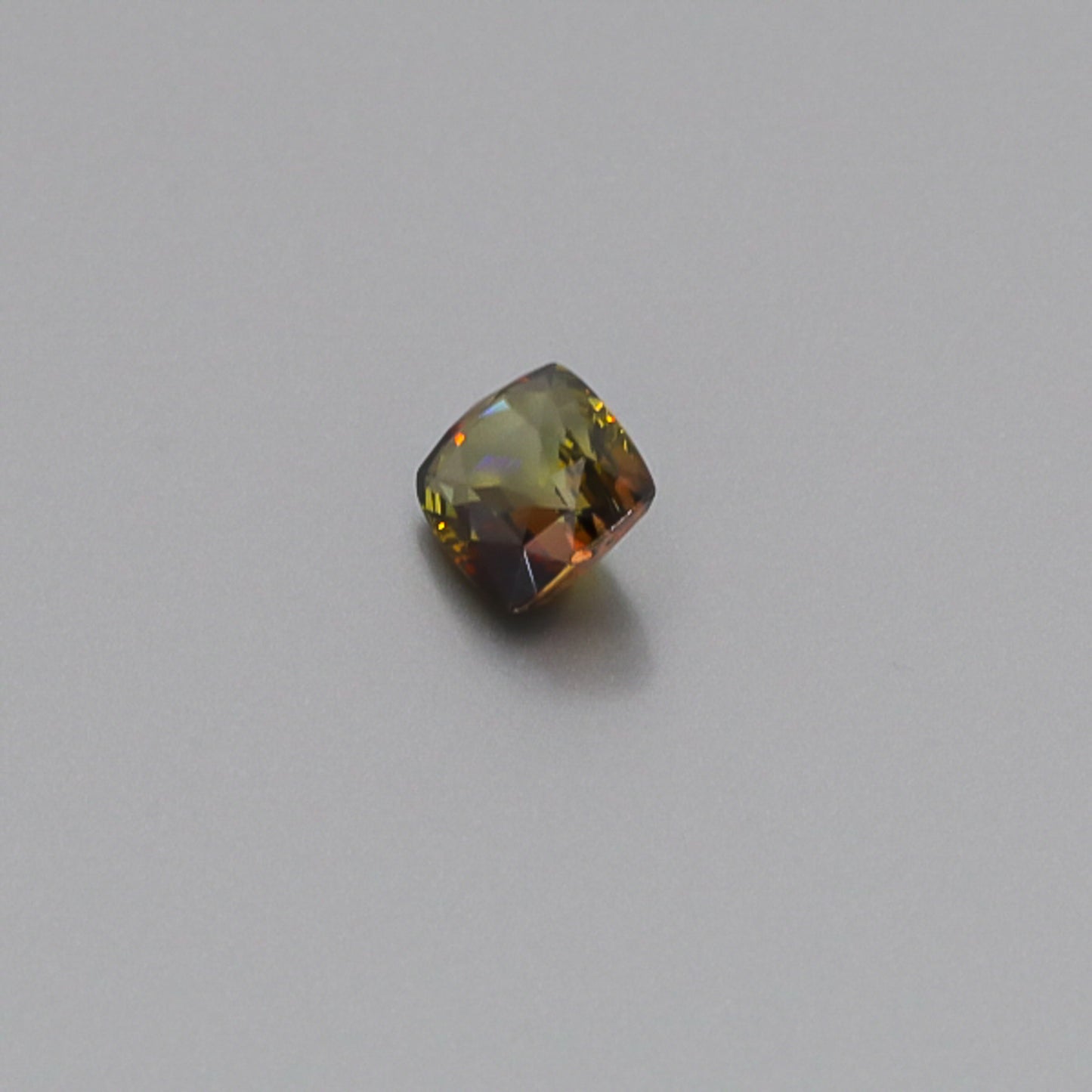 Load image into Gallery viewer, Natural Andalusite 1.45 Carats

