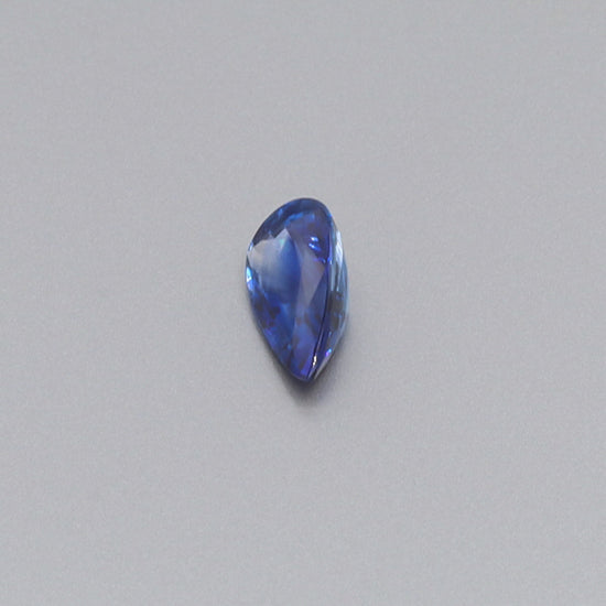 Load image into Gallery viewer, Natural Blue Sapphire 2.10 Carats
