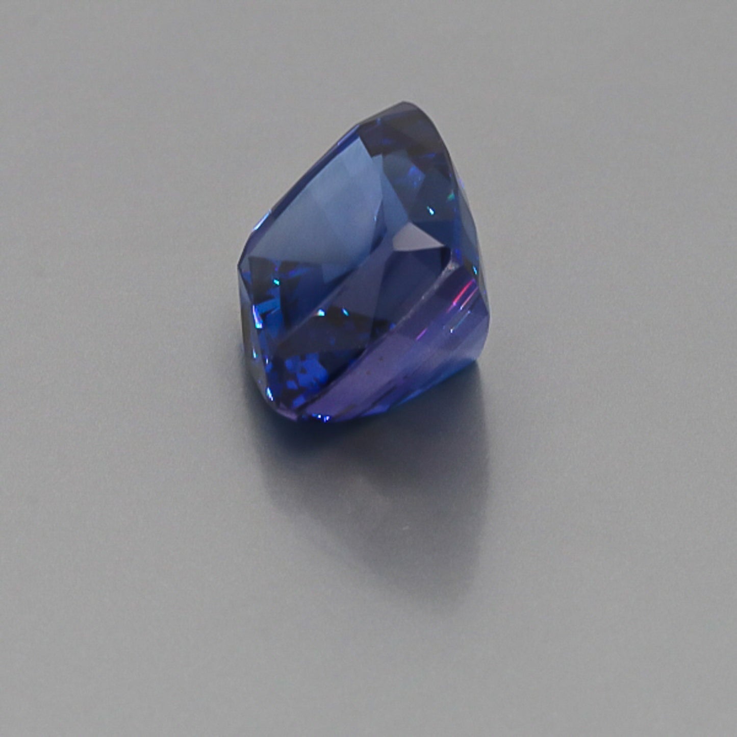Natural Tanzanite 16.00 Carats