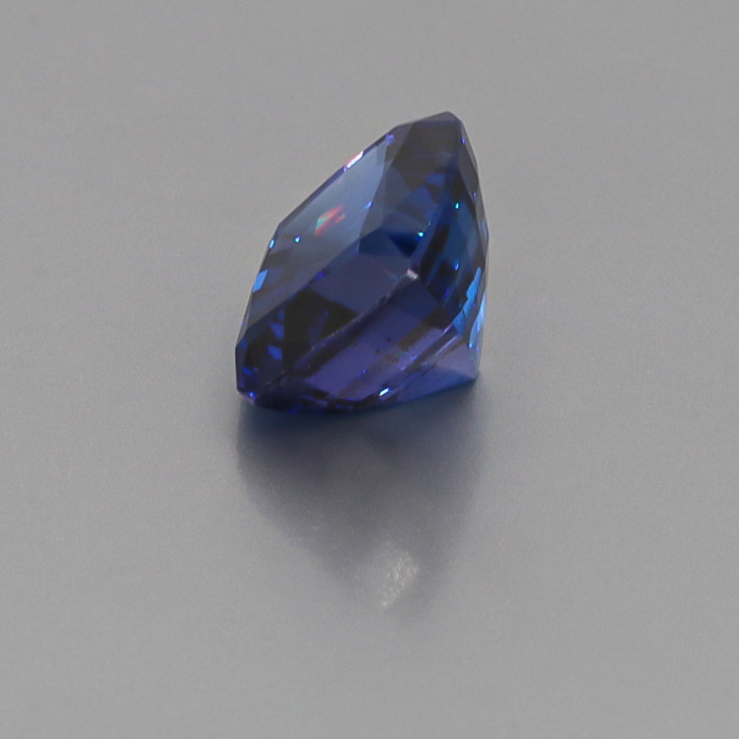 Natural Tanzanite 16.00 Carats