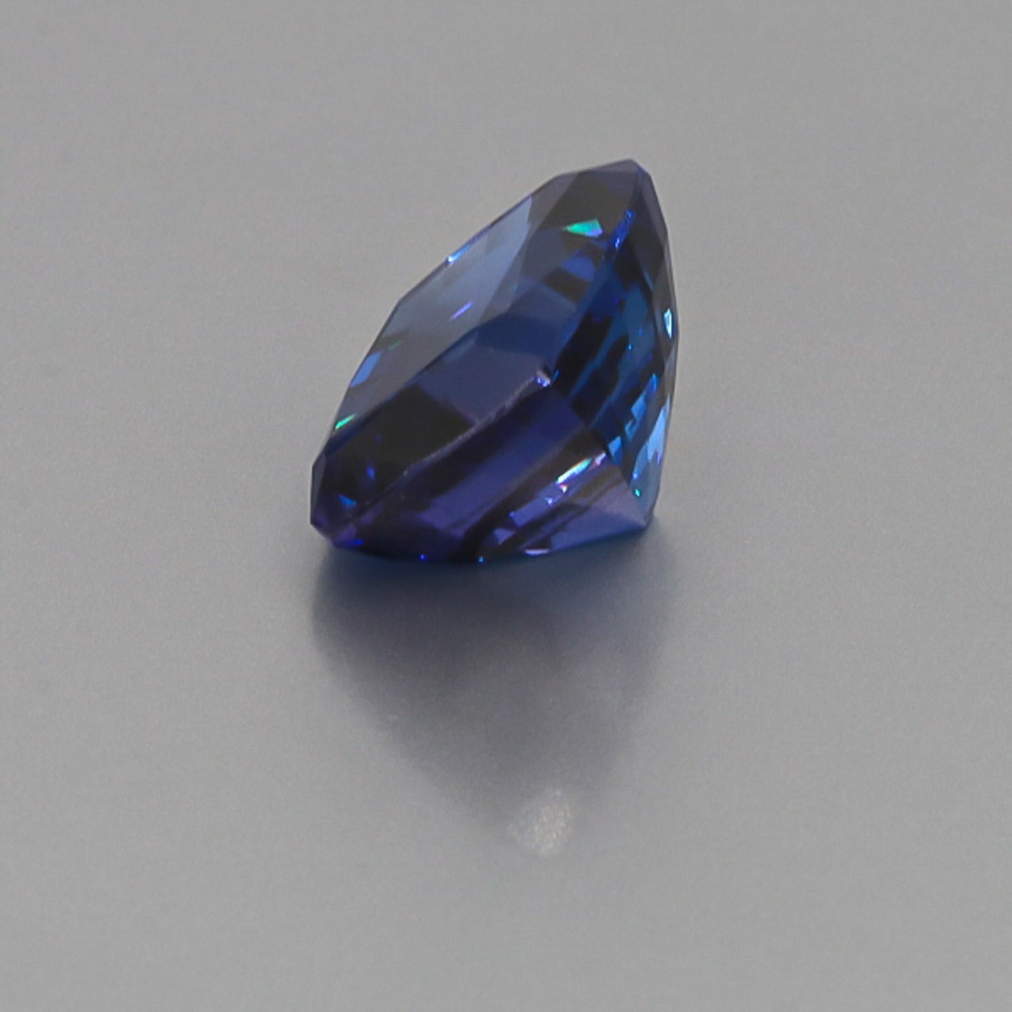 Natural Tanzanite 16.00 Carats