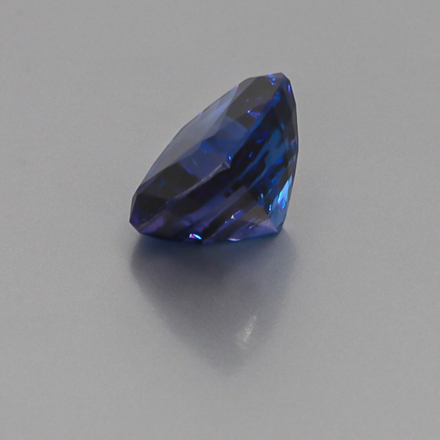Natural Tanzanite 16.00 Carats