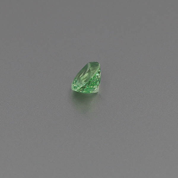 Load image into Gallery viewer, Natural Grossular Garnet 2.29 Carats
