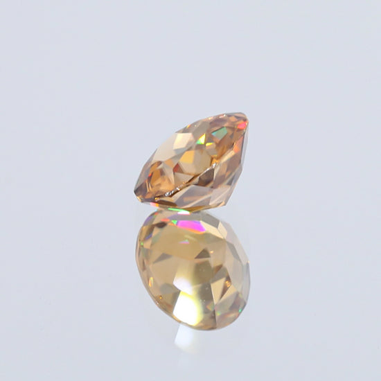 Load image into Gallery viewer, Natural Yellow Zircon 5.51 Carats

