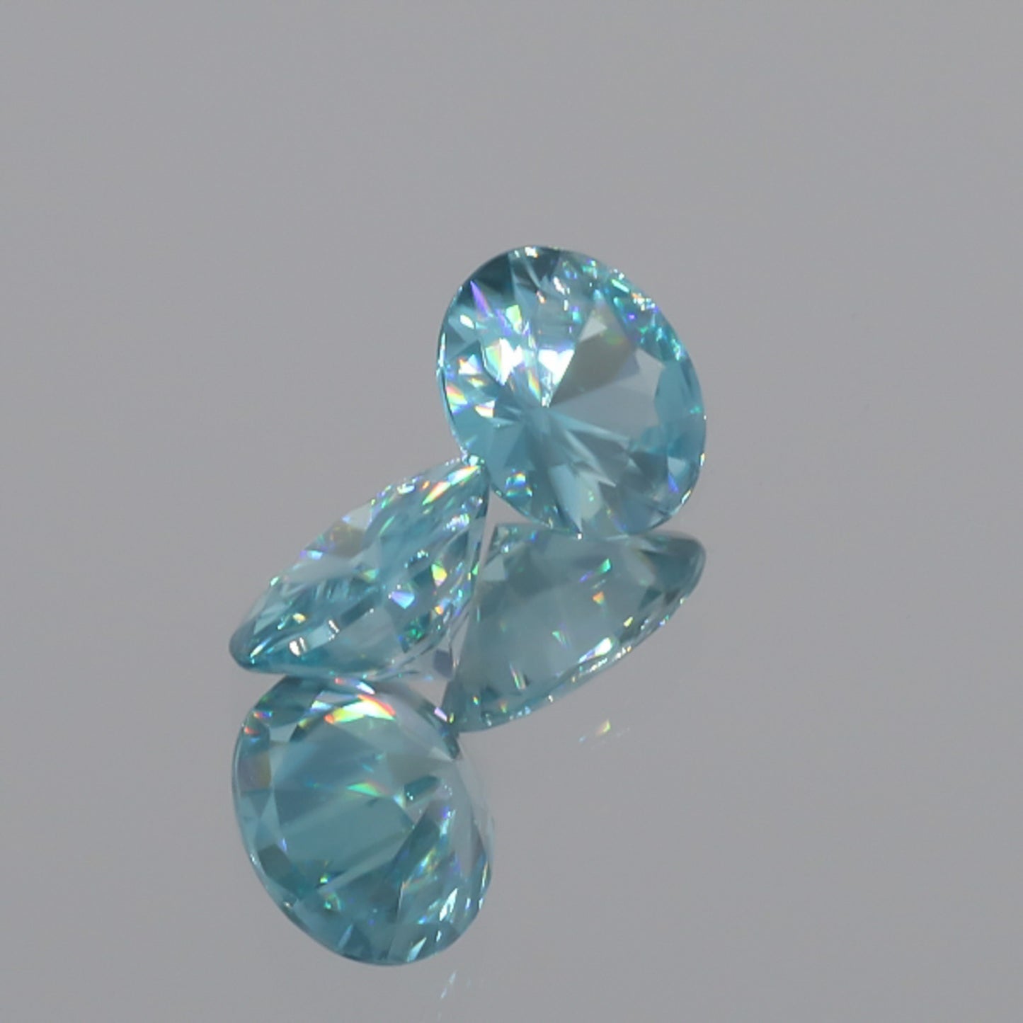 Load image into Gallery viewer, Natural Blue Zircon 5.58 Carats

