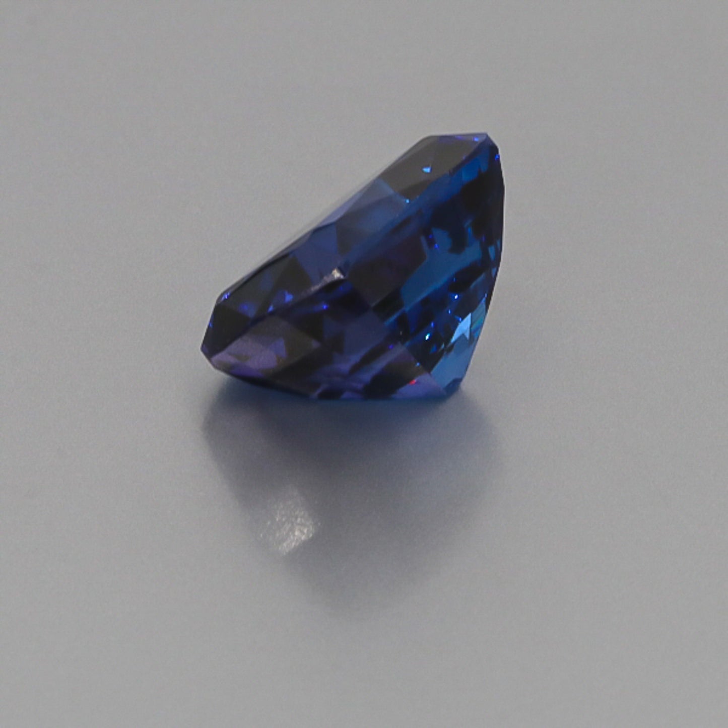 Natural Tanzanite 16.00 Carats