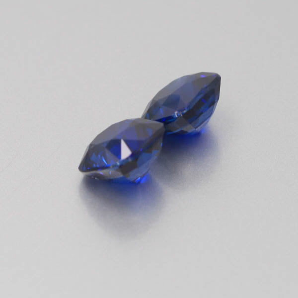 Load image into Gallery viewer, Natural Vivid Blue Sapphire Pair 10.50 Carats GRS Report Pending
