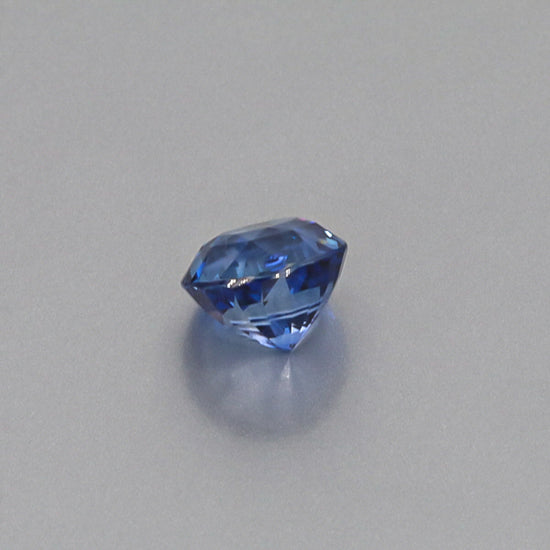 Natural Heated Blue Sapphire Round Shape 5.04 Carats With GIA Report