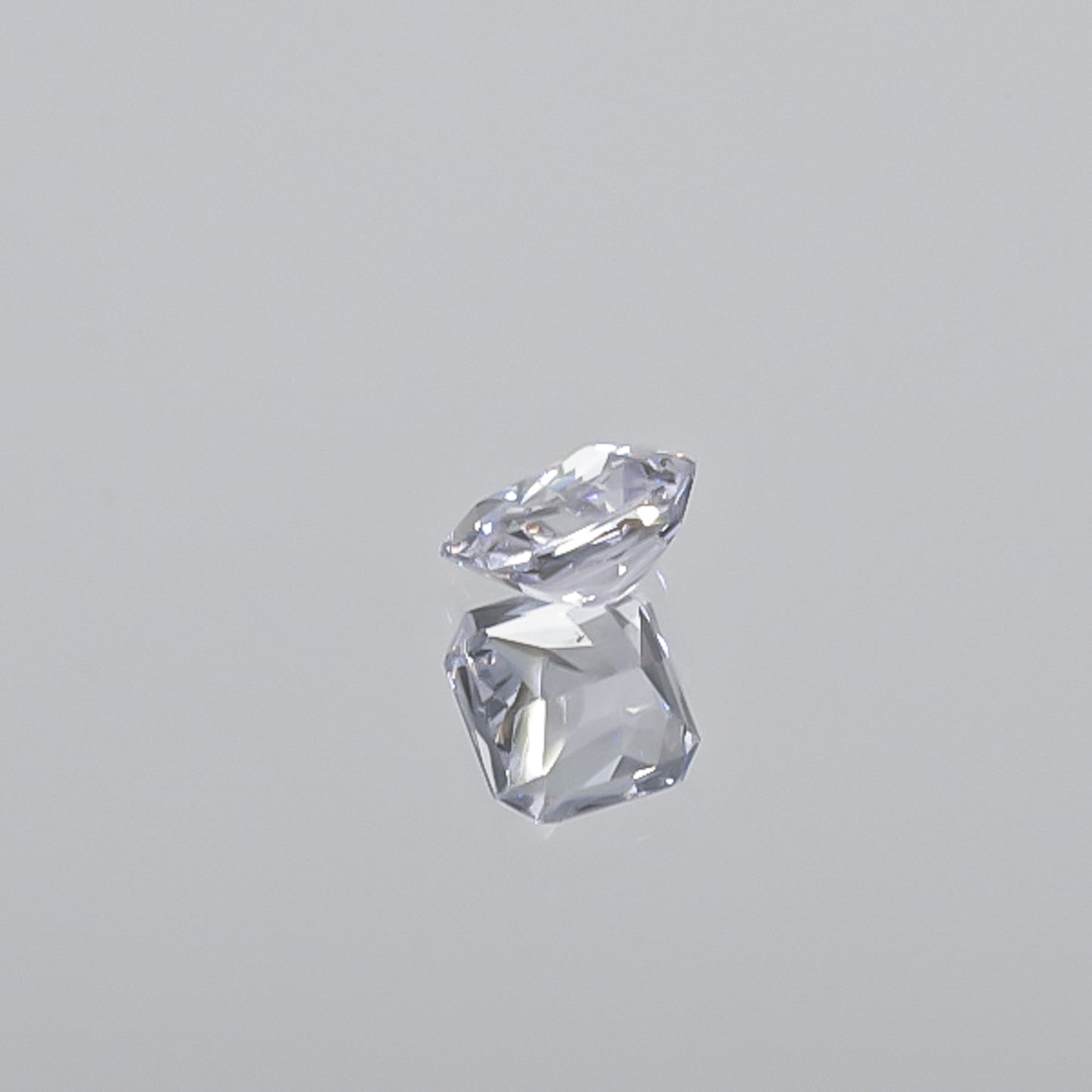 Natural White Sapphire 2.66 Carats
