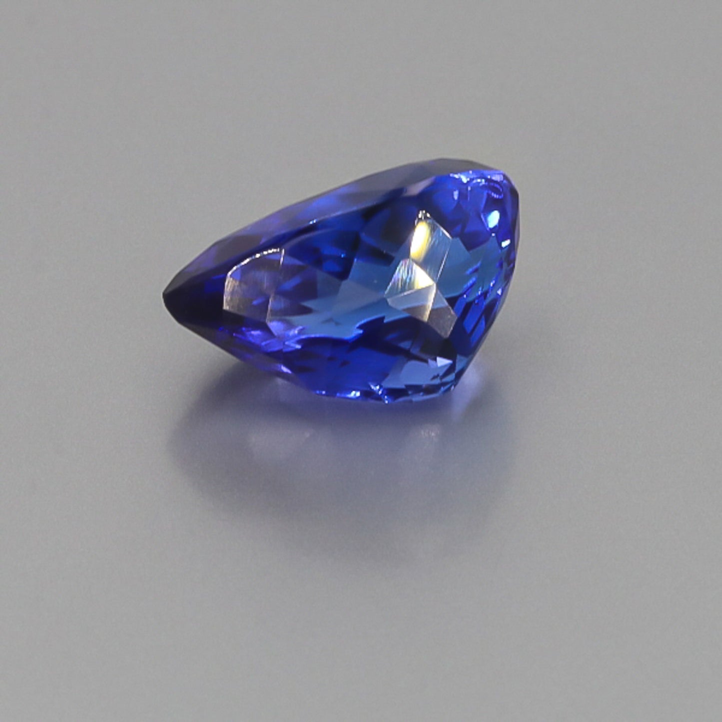 Natural Tanzanite 15.20 Carats