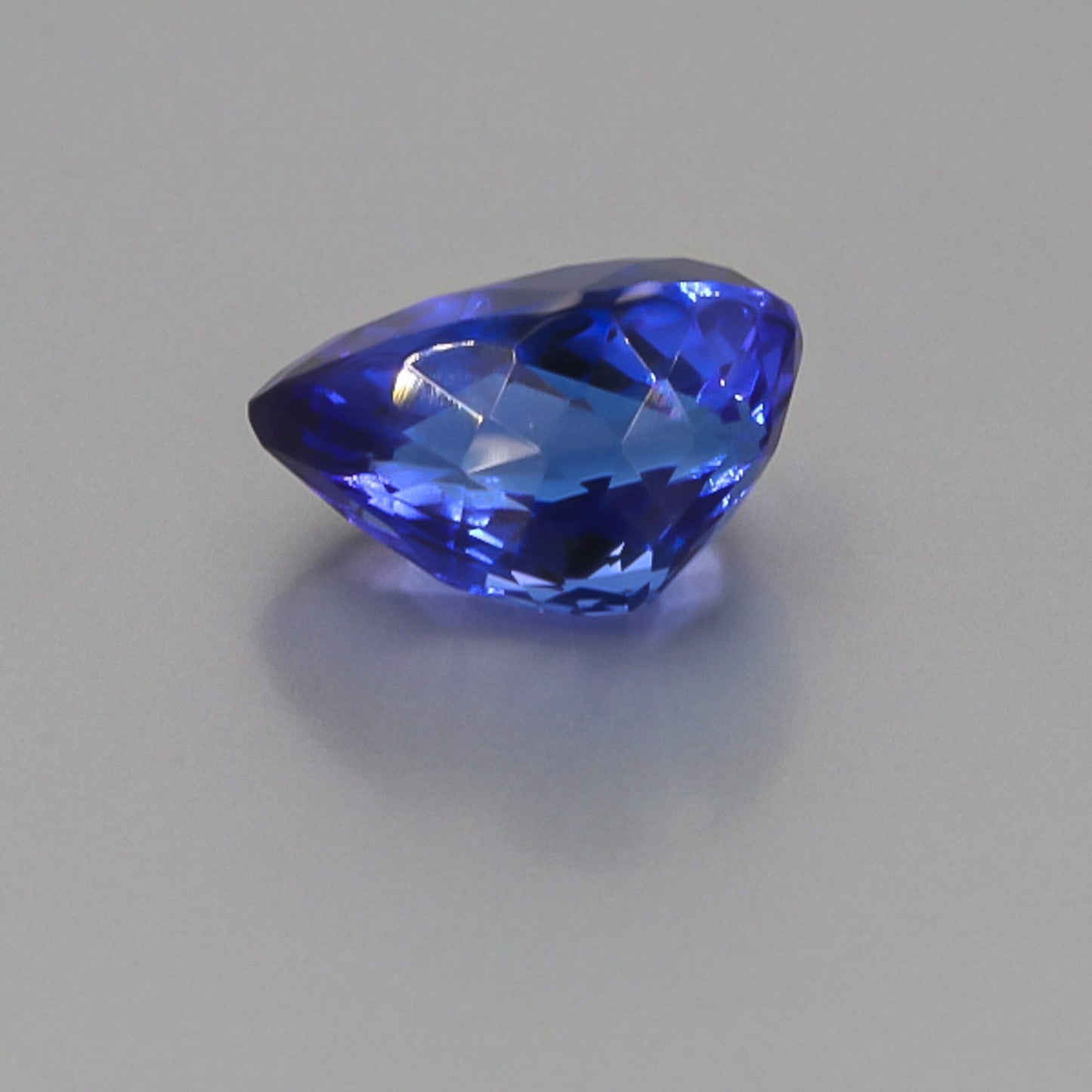 Natural Tanzanite 15.20 Carats