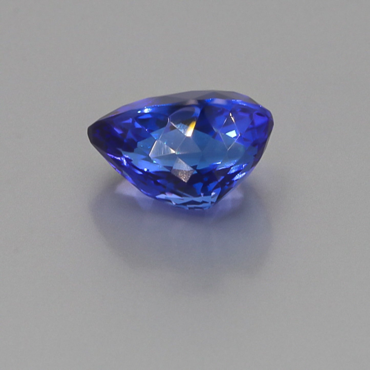 Natural Tanzanite 15.20 Carats
