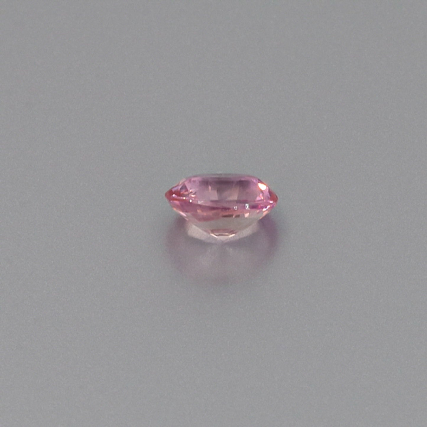 Load image into Gallery viewer, Natural Padparadscha Sapphire 2.12 Carats
