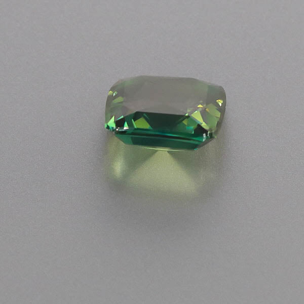 Natural Bi-Color Sapphire 7.93 Carats With GIA Report