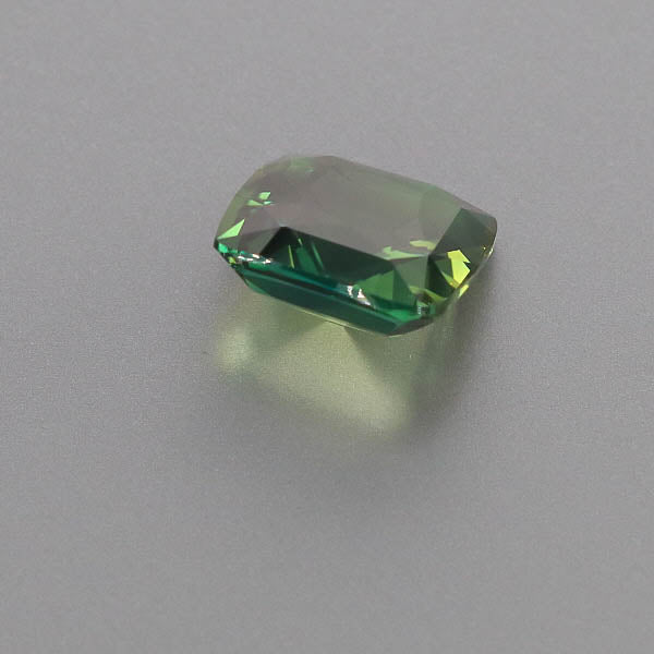 Natural Bi-Color Sapphire 7.93 Carats With GIA Report
