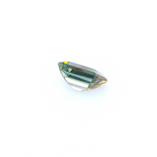 Natural Untreated Bi-Color Oregon Sunstone 2.28 Carats