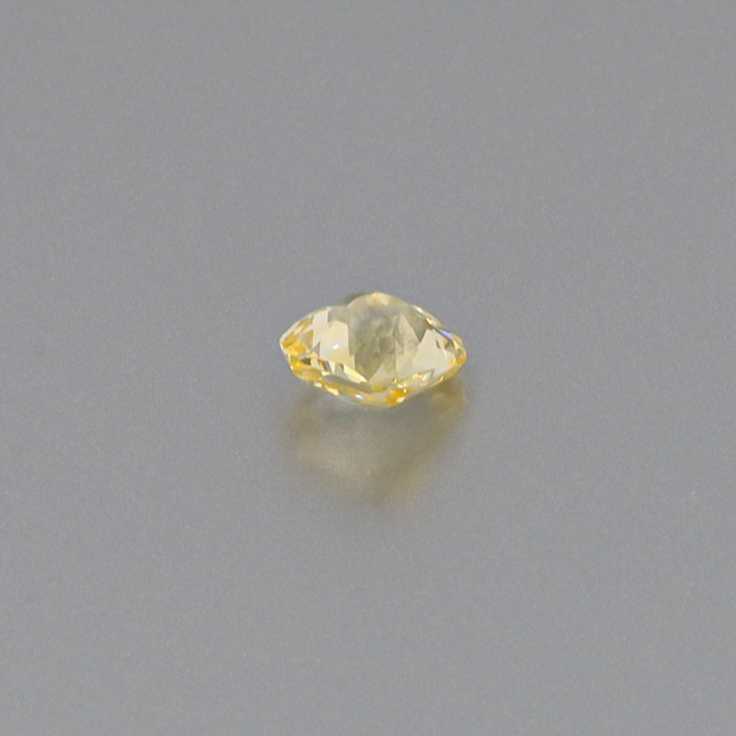 Load image into Gallery viewer, Natural Yellow Sapphire 2.05 Carats
