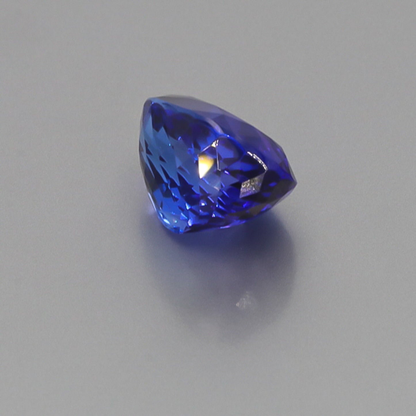 Natural Tanzanite 15.20 Carats