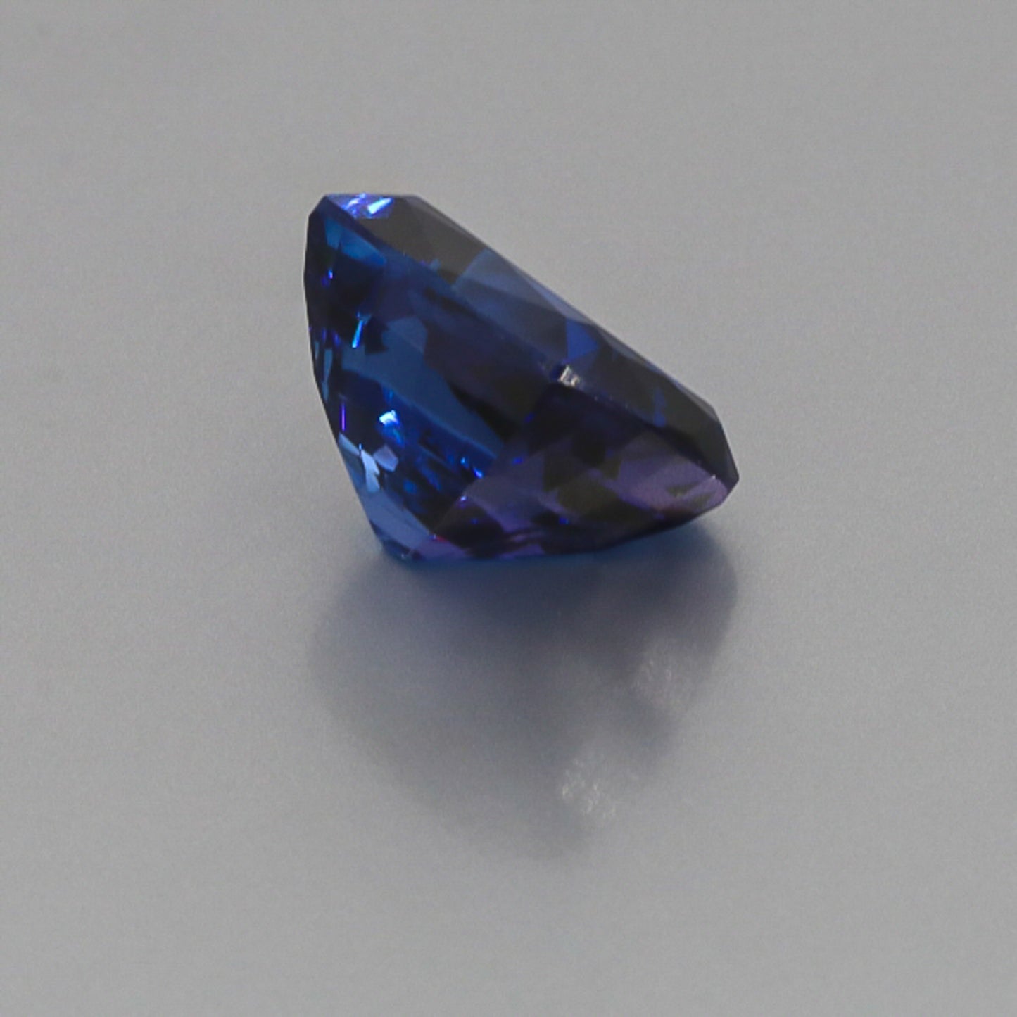 Natural Tanzanite 16.00 Carats