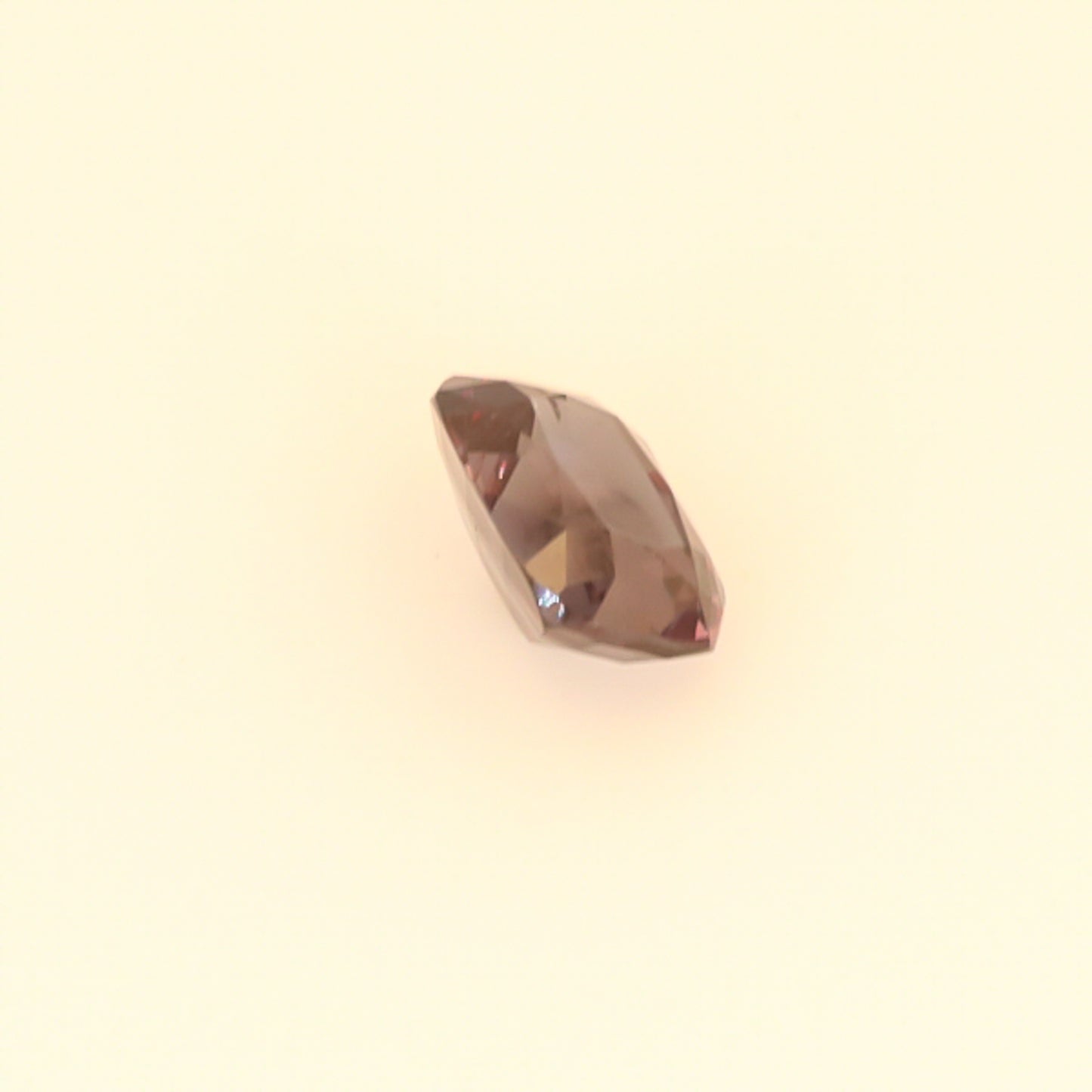 Natural Pyrope-Spessartine Garnet (Color Change)2.58 Carats With GIA Report