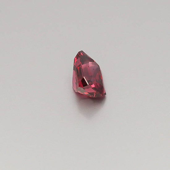 Natural Mahange Garnet 33.97 Carats