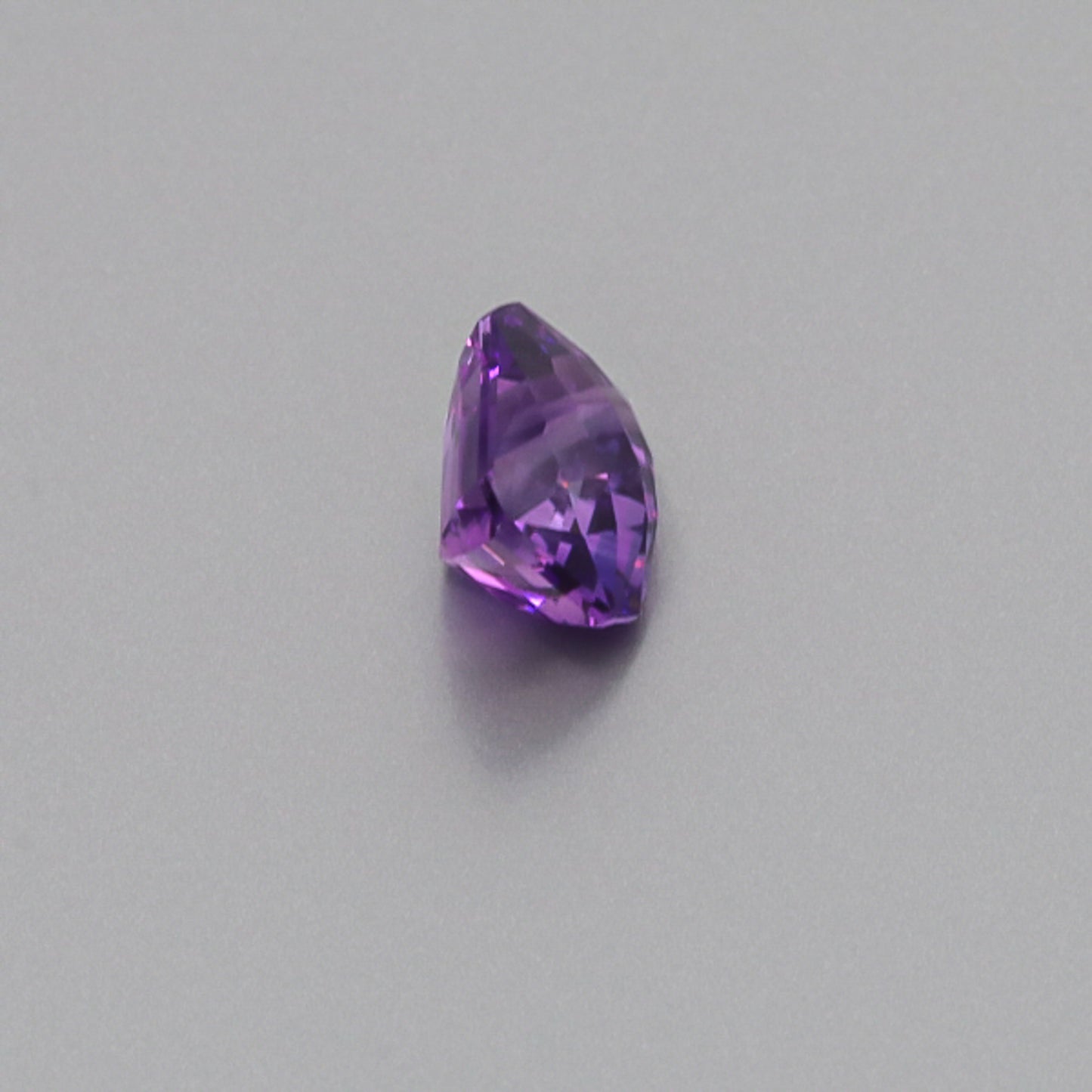 Load image into Gallery viewer, Natural Amethyst 2.99 Carats
