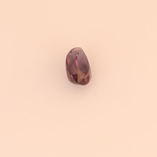 Load image into Gallery viewer, Natural Color Change Garnet 2.47 Carats
