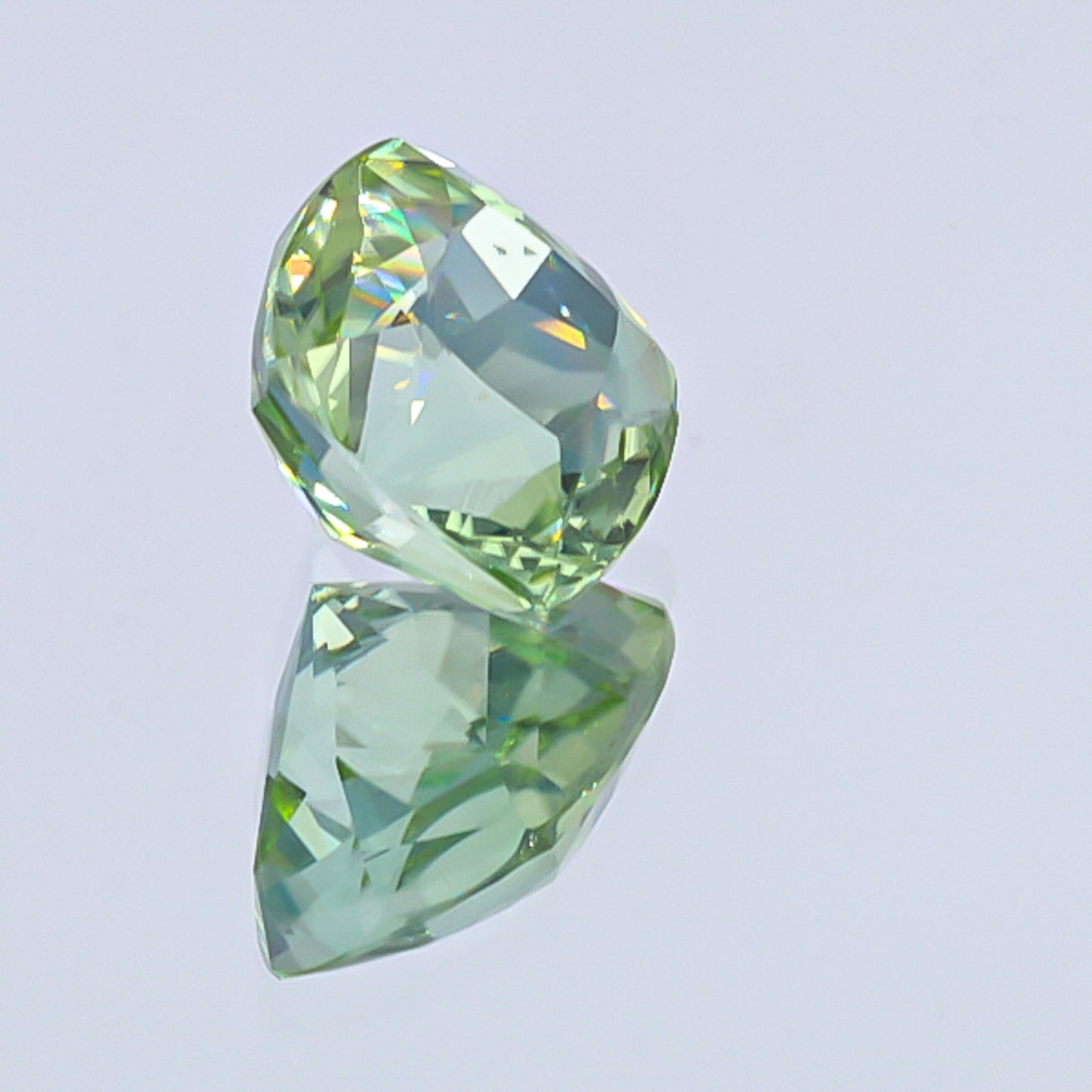 Load image into Gallery viewer, Natural Mint Tourmaline 24.60 Carats

